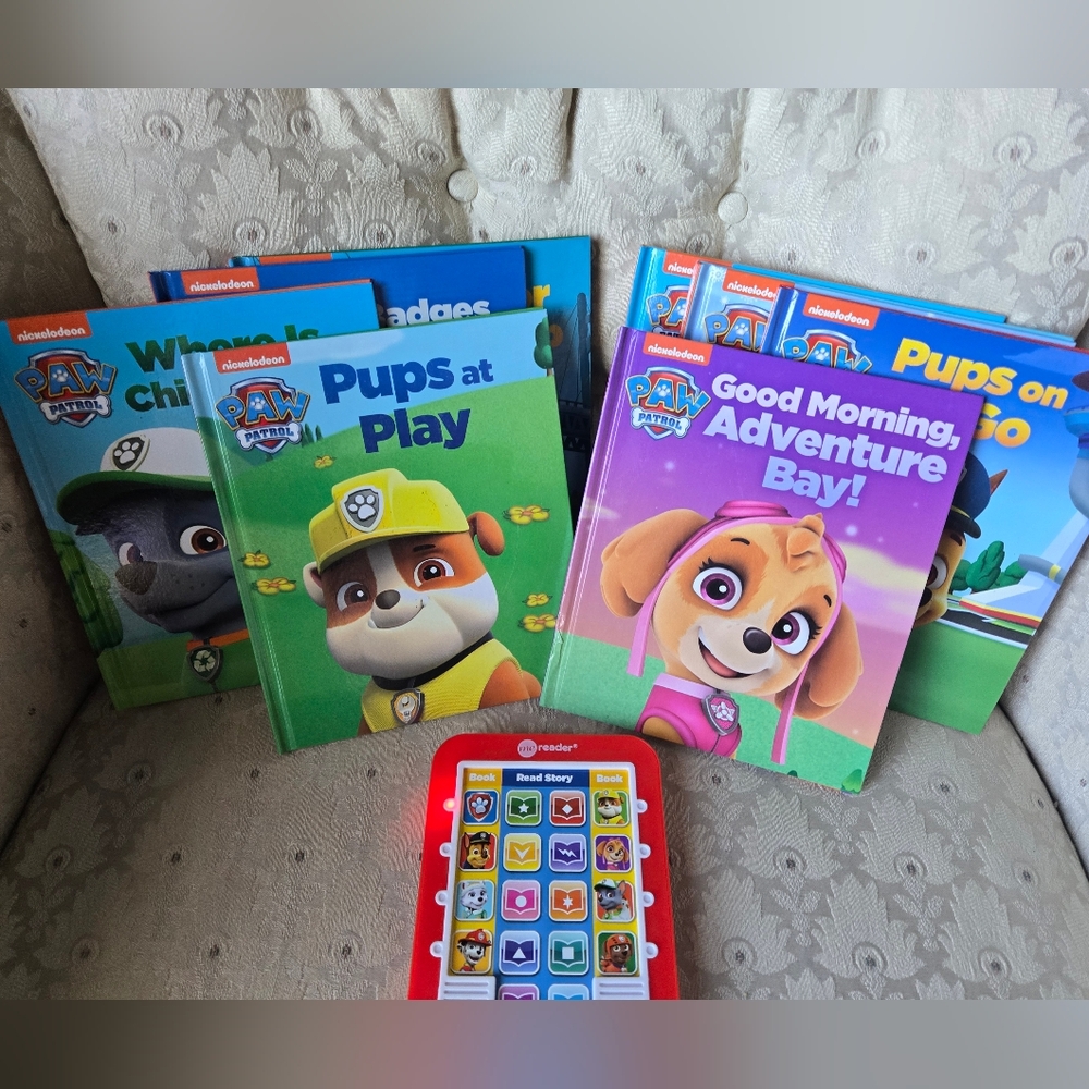 Nickelodeon PAW Patrol Book Set with Red Interactive Reader
